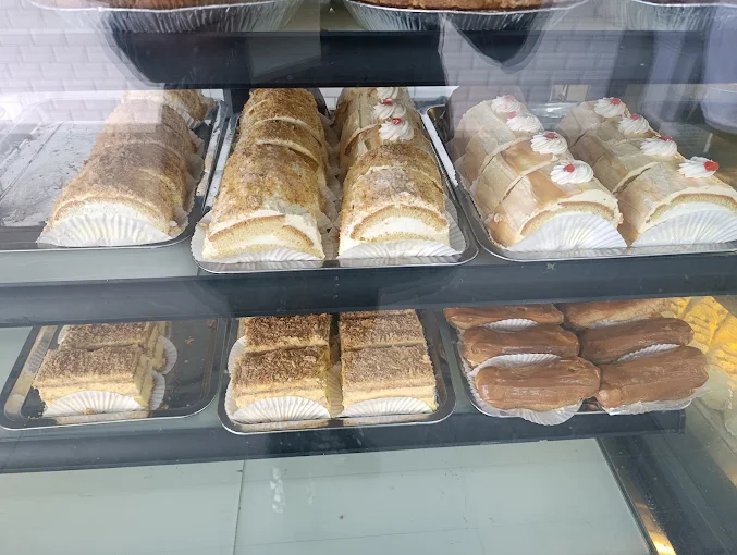 Swiss rolls and cream slices